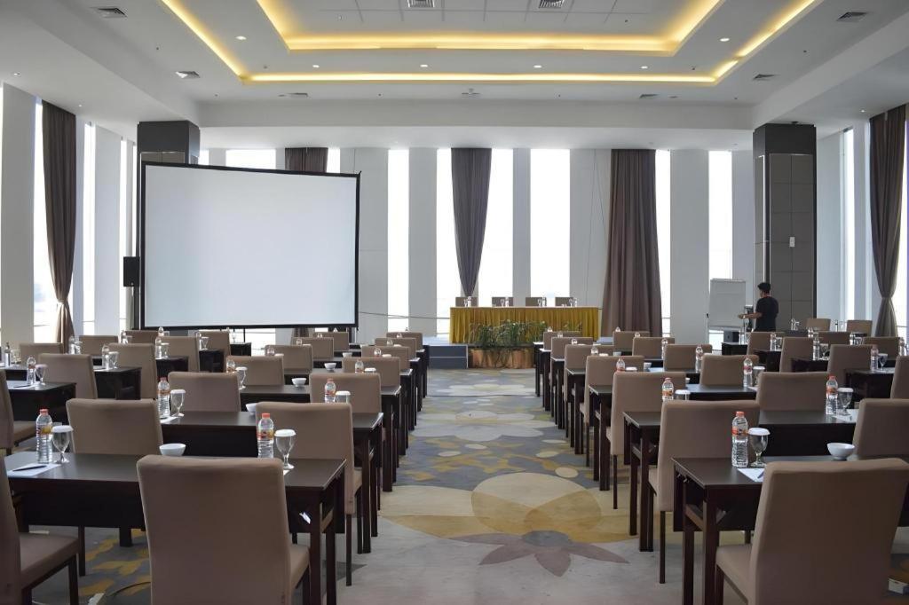 Bogor Valley Hotel Екстериор снимка