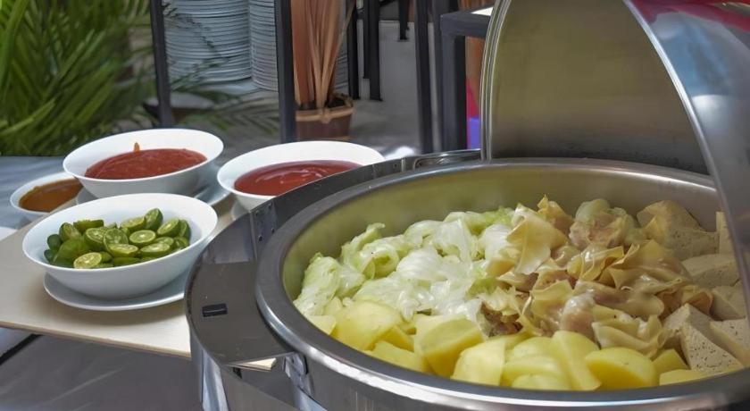 Bogor Valley Hotel Екстериор снимка